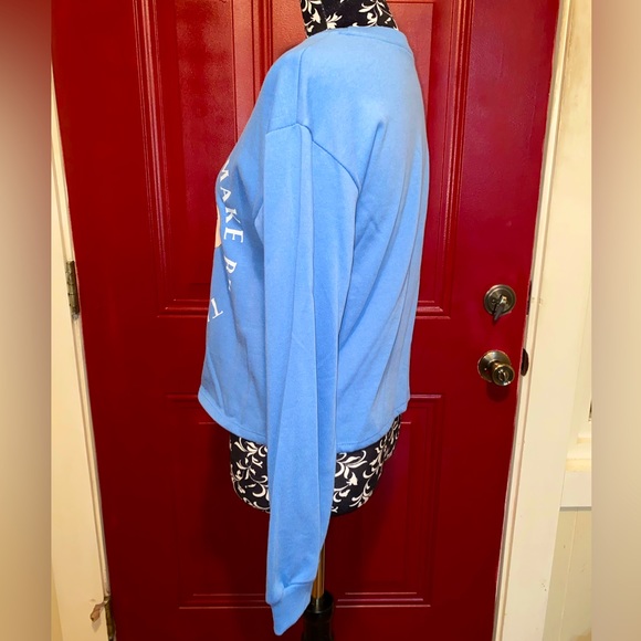 Care Bears Cropped Sweatshirt Crop Top “Little Things Make Big Things Happen” - Picture 7 of 9